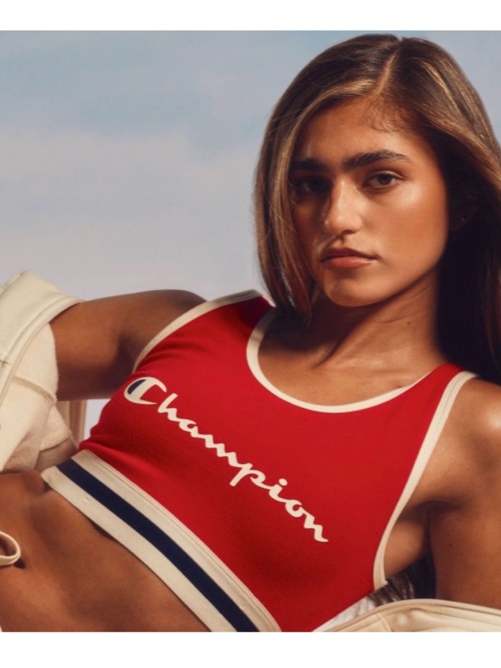 Champion Fitted Sports Bra Red - Picture 4 of 4